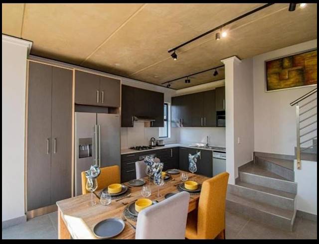 3 BEDROOM PROPERTY TO RENT IN MENLO PARK